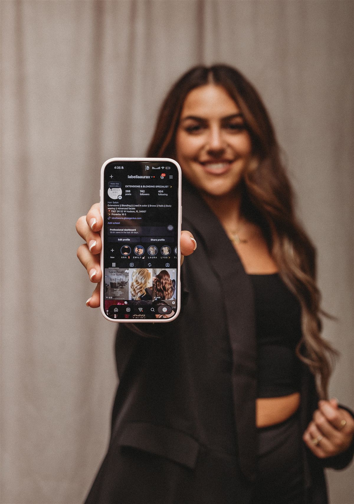 Follow La Bella Aura on Instagram